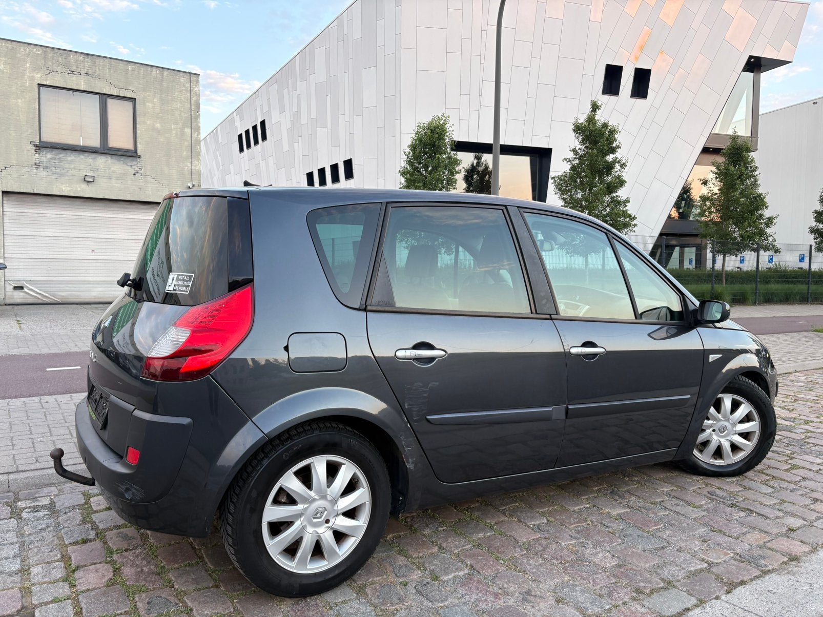 Renault Scenic | 12 M Garantie |124 Dkm | 2.0 Diesel | 2008|, Autos, 110 kW, Entreprise, Garantie prolongée, Entretenue par le concessionnaire