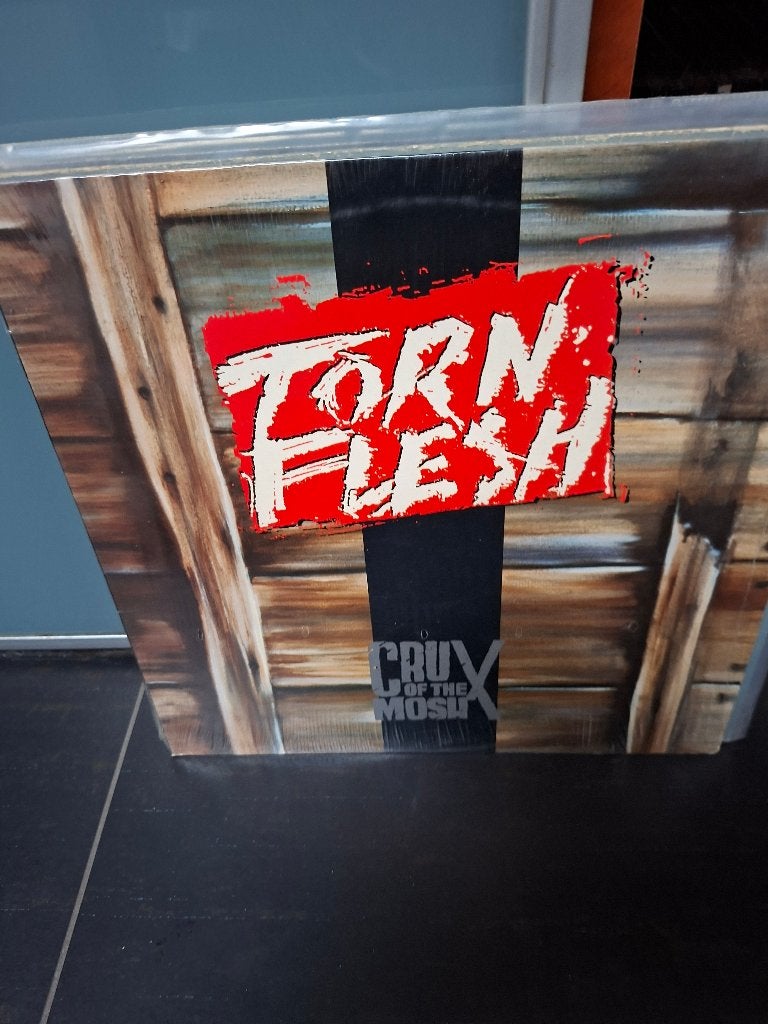 lp - torn flesh - crux of the mosh - bak 4, LP, Thrash metal, Ophalen of Verzenden, Zo goed als nieuw