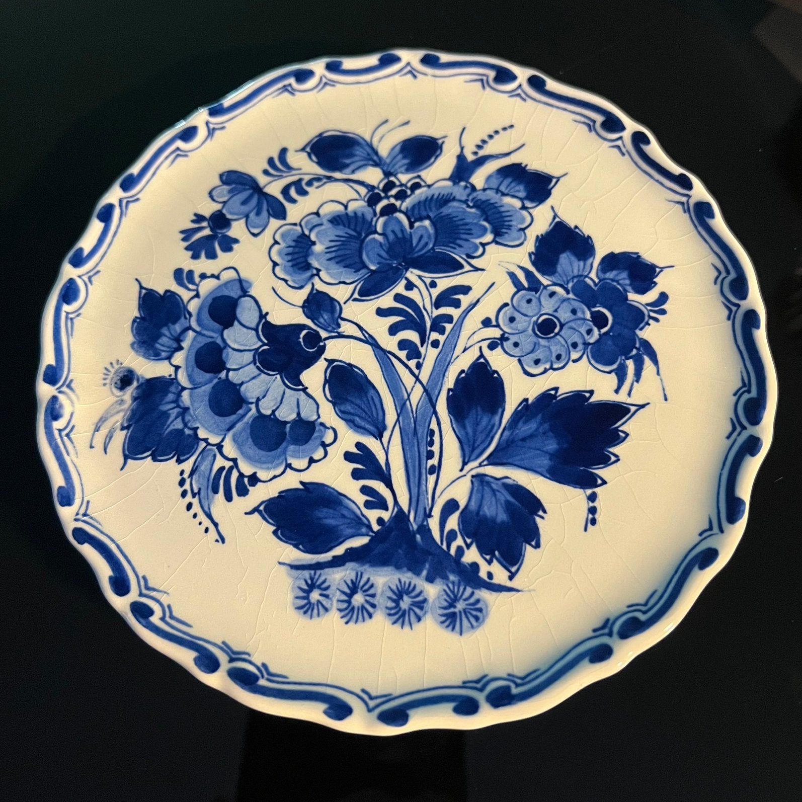 Delft Blauw Porceleyne Fles geschulpt bordje, Ophalen of Verzenden