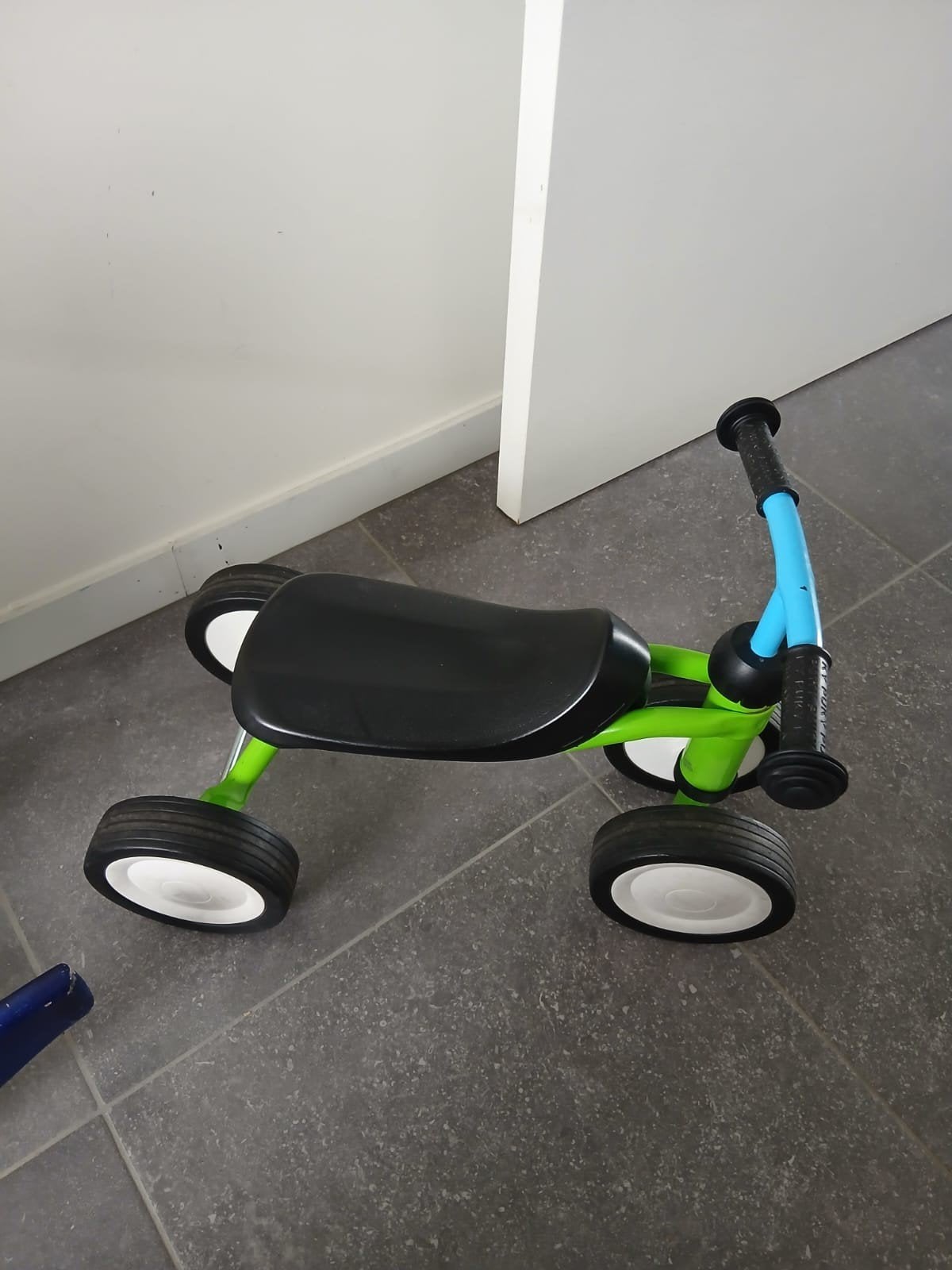 loopfiets pucky 1 jaar, Fietsen en Brommers, Ophalen, Zo goed als nieuw, Pucky