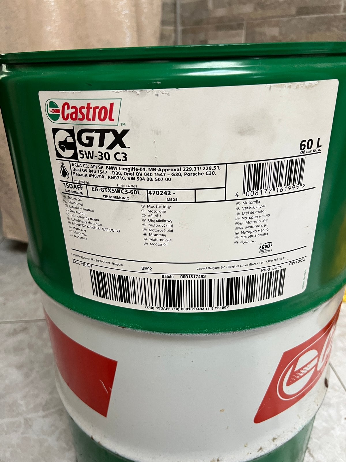 Huile castrol 5w30, Enlèvement, Comme neuf