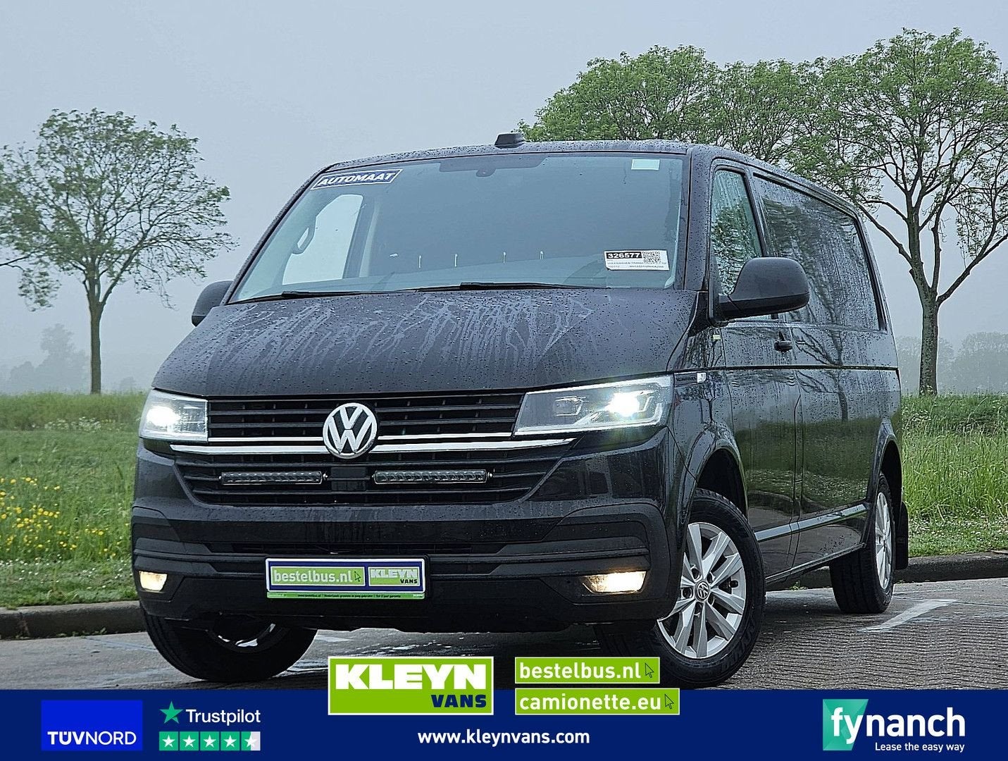 Volkswagen TRANSPORTER 2.0 TDI L2H1 LED 150Pk Euro6, Auto's, Bestelwagens en Lichte vracht, Automaat, Zwart, Bedrijf, Diesel
