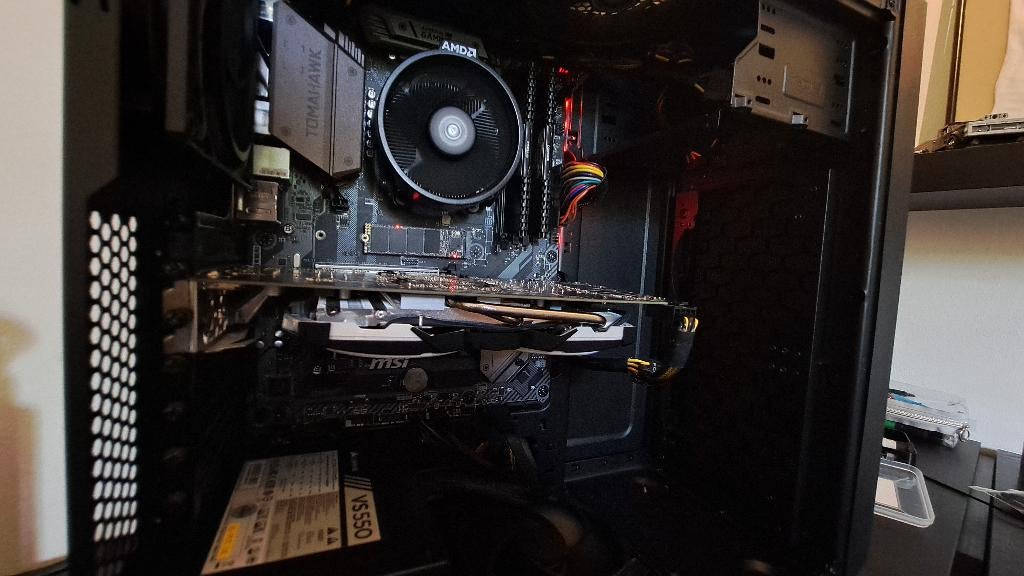 MSI Radeon RX 560 Series Gaming PC, Computers en Software, Desktop Pc's, Gebruikt, 3 tot 4 Ghz, SSD, 16 GB, Met videokaart, Gaming