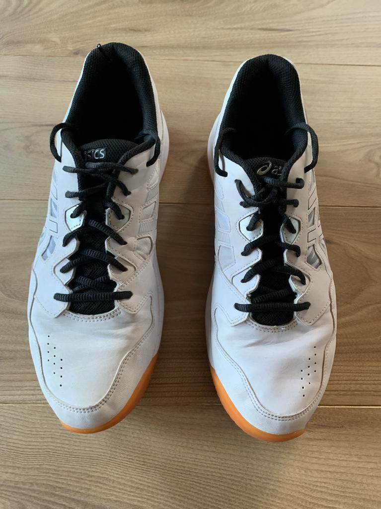 Chaussures d'intérieur Asics taille 46 badminton, Sports & Fitness, Badminton, Enlèvement ou Envoi, Comme neuf, Chaussures