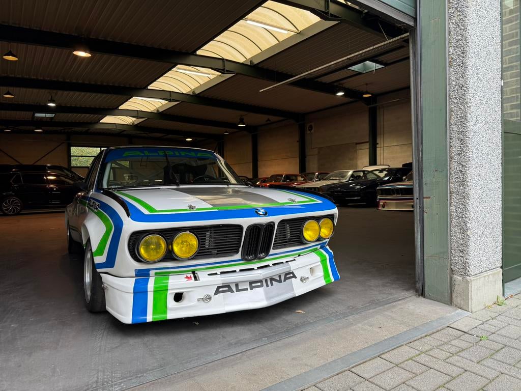 BMW 3.0csl   Fia homologatie group 2, Auto's, Achterwielaandrijving, Overige modellen, 3500 cc, Wit
