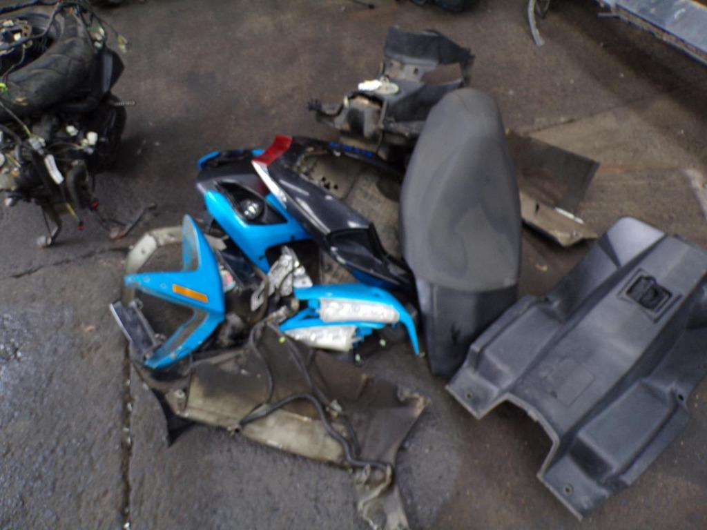 Carénage Peugeot SPEEDFIHT LP/14305, Vélos & Vélomoteurs, Pièces de cyclomoteur | Scooters, Enlèvement ou Envoi, Utilisé, Peugeot