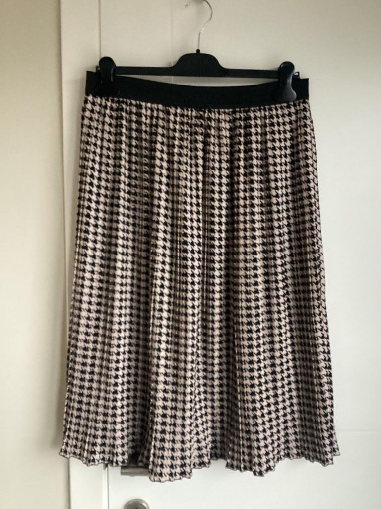 Rok 44, Kleding | Dames, Zwart, Maat 42/44 (L), Ophalen of Verzenden, Zo goed als nieuw