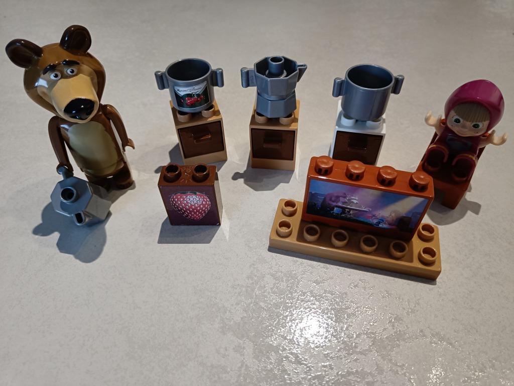 Masha en de beer - speelsetje, Ophalen of Verzenden, Zo goed als nieuw, Complete set