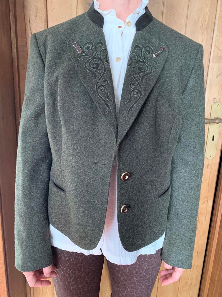 Veste autrichienne taille L