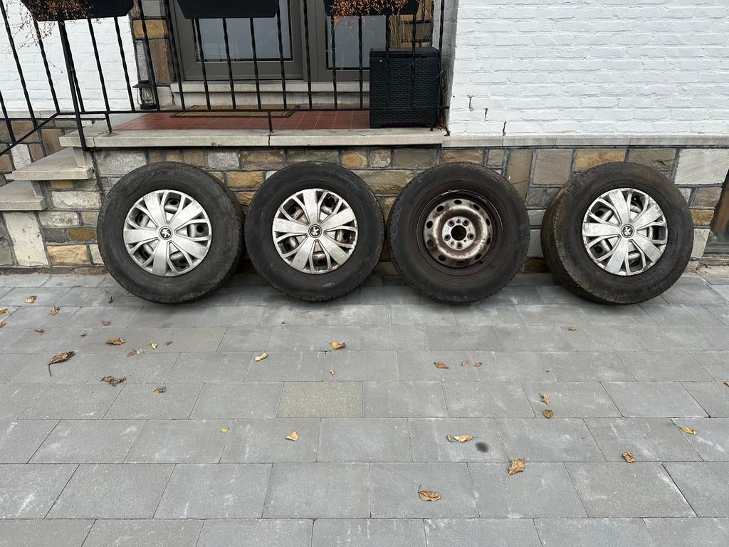 Banden met velgen peugeot boxer fiat ducato, Ophalen
