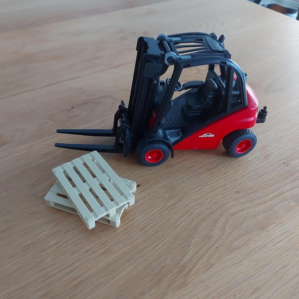 Bruder Linde H30D vorkheftruck, Ophalen, Zo goed als nieuw