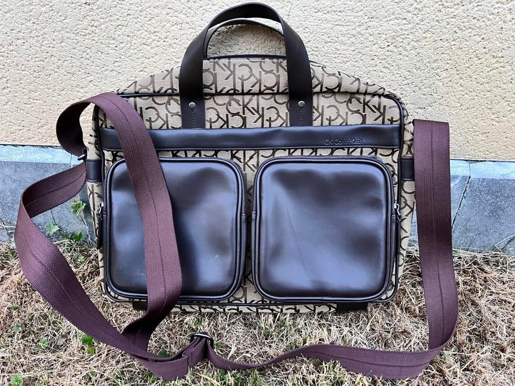 SACOCHE ATTACHE CASE CALVIN KLEIN CK - QUASI NEUF, Enlèvement