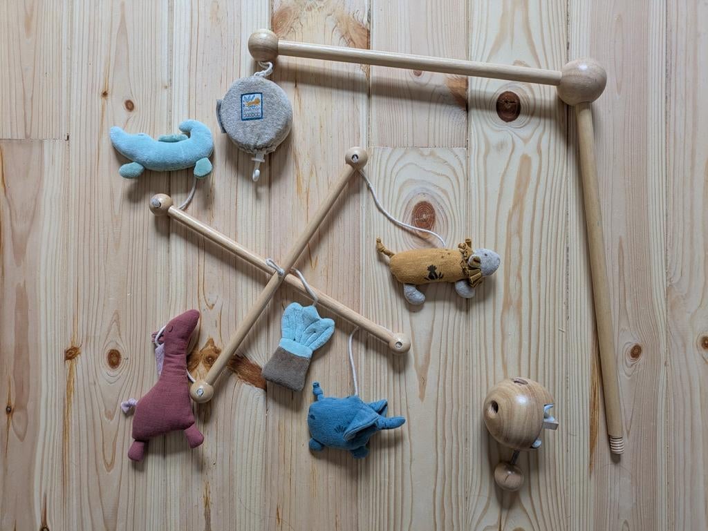 Mobile musical Moulin Roty, Ophalen