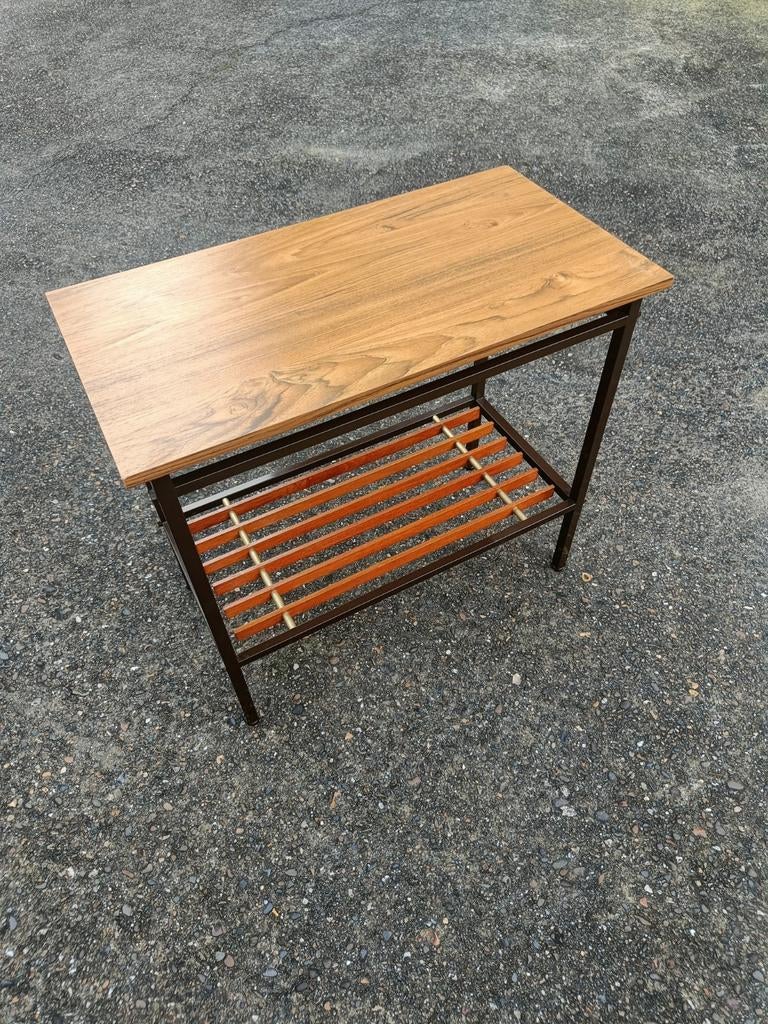 Vintage platenspeler tafel / TV tafel jaren 70, Antiek en Kunst, Ophalen