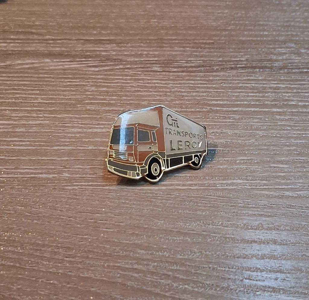 PIN - TRANSPORTS LEROY - TRUCK - CAMION, Envoi, Utilisé, Transport, Insigne ou Pin's