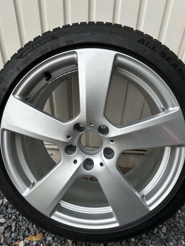 Velgen mercedes prijs verlaagd van 1150 naar, Autos : Pièces & Accessoires, Neuf, 245 mm, 4 Saisons, Véhicule de tourisme