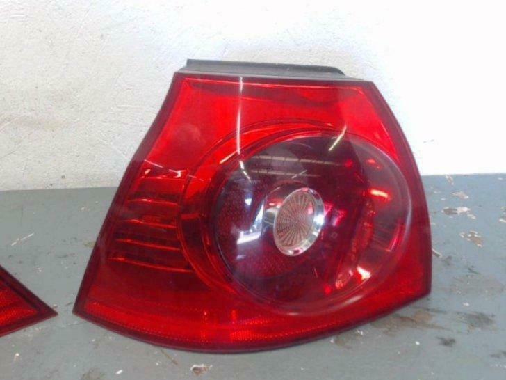feu arriere  droit  volkswagen golf  5, Auto-onderdelen, Verlichting, Volkswagen, Gebruikt, Ophalen of Verzenden