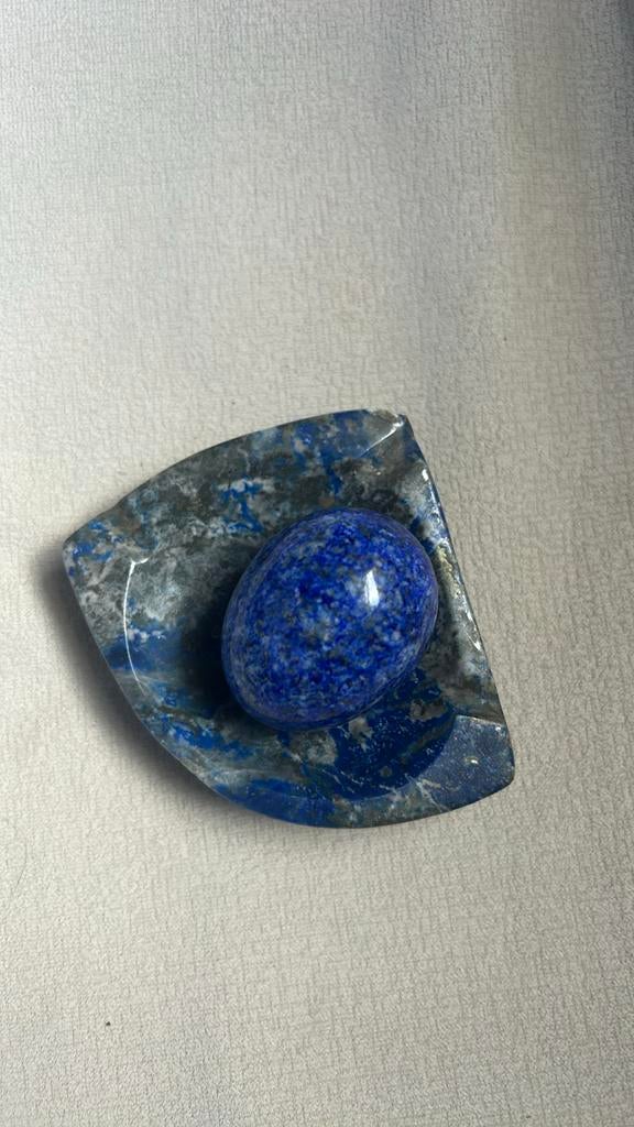 Vide poche et oeuf en lapis lazuli avec pyrite, Enlèvement ou Envoi