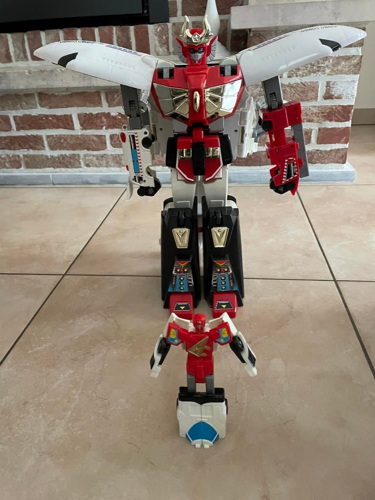 TRANSFORMER ROBOT VLIEGTUIG, Overige generaties, Ophalen, Zo goed als nieuw, Autobots