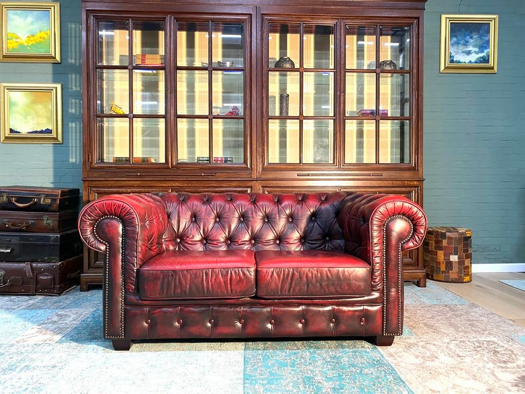 Leuke Engelse Chesterfield zetel Oxblood rood, Ophalen of Verzenden, Leer