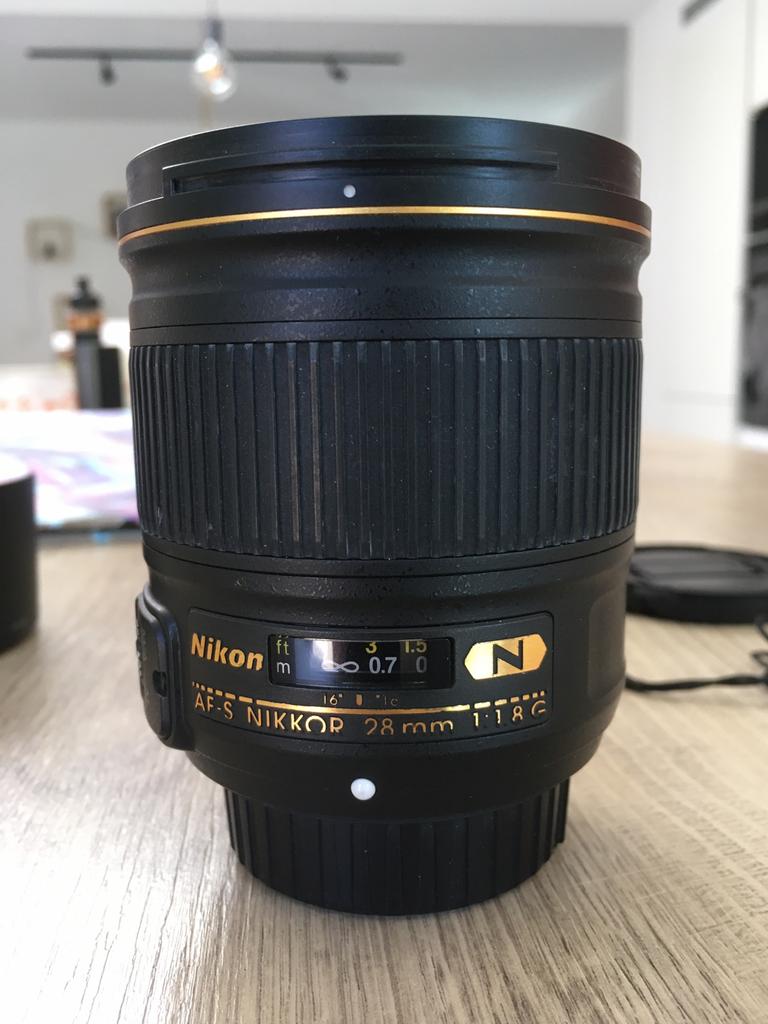 Nikon AF-S NIKKOR 28mm 1.8G, Comme neuf, Lentille standard
