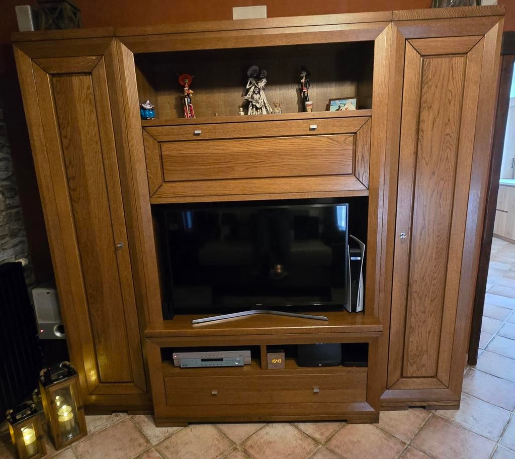 Meuble télévision/bar, Enlèvement