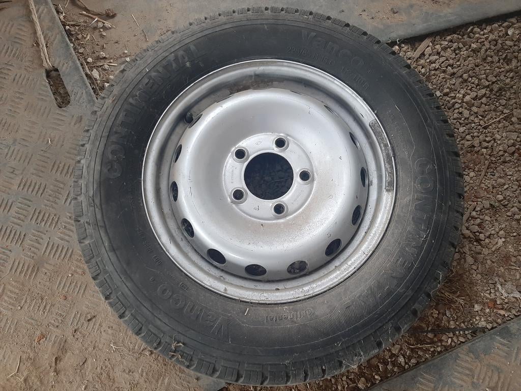 Continental 225/65 r 16 c, Auto-onderdelen, Banden en Velgen, Ophalen, Bestelwagen, Banden en Velgen, Nieuw