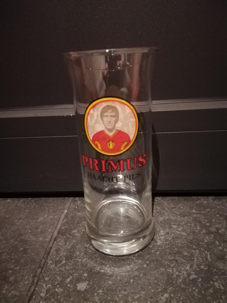 Bierglas Primus Haacht Rode Duivels WK 1982 W. Geurts, Verzamelen, Ophalen of Verzenden, Nieuw, Glas of Glazen, Overige merken