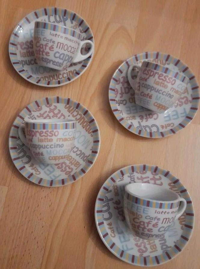 Lot de 4 mini tasses à café Casa, Maison & Meubles, Enlèvement ou Envoi