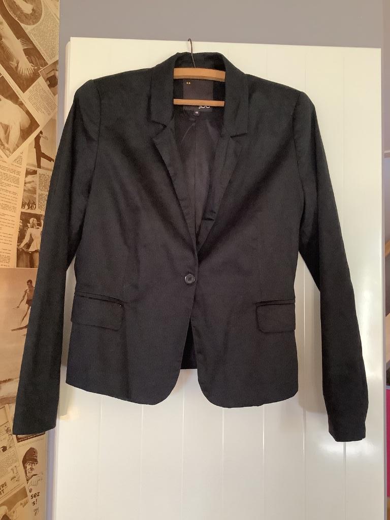 Blazer noir femme taille 40 JBC, Vêtements | Femmes, Taille 38/40 (M), Enlèvement ou Envoi, JBC, Comme neuf