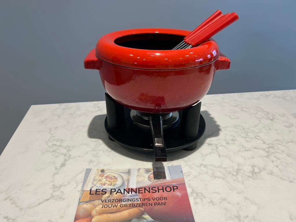 Nieuwe Staub Fondue set rood compleet, Elektronische apparatuur, Fonduesets, Nieuw, Fondueset, Brander, Ophalen of Verzenden