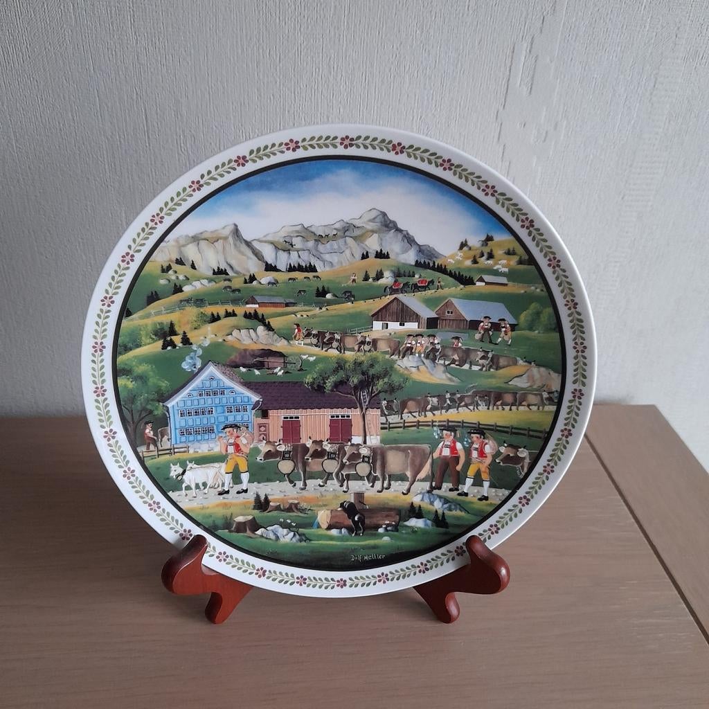Porseleinen bord  Langenthal Suisse 1987., Antiek en Kunst, Ophalen of Verzenden
