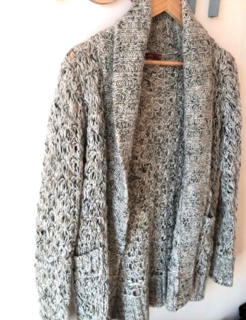 Esprit cardigan laine mohair mélangé t.XS/S tb état, Vêtements | Femmes, Pulls & Gilets, Porté, Taille 36 (S), Gris, Enlèvement ou Envoi