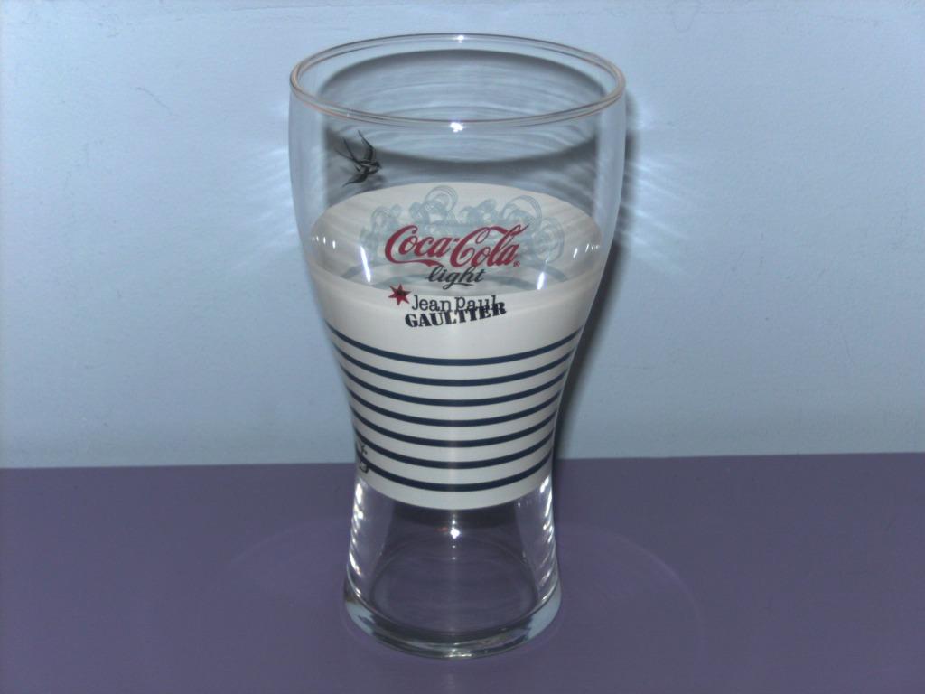 Glas: coca cola light. (jean paul gaultier), Collections, Enlèvement ou Envoi, Utilisé, Verre à soda