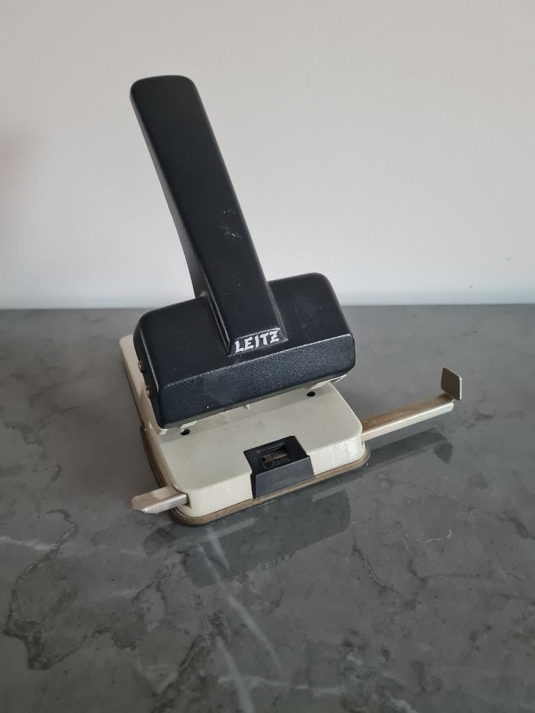 grote perforator Leitz 5180, Ophalen of Verzenden