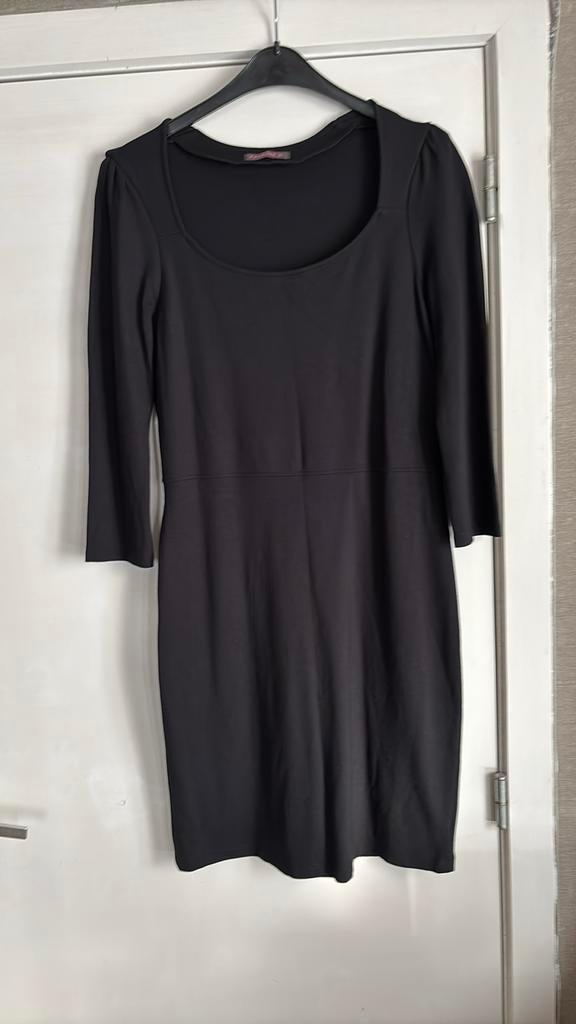 Pauline b. Black dress taille 4, Kleding | Dames, Jurken, Ophalen of Verzenden, Zo goed als nieuw