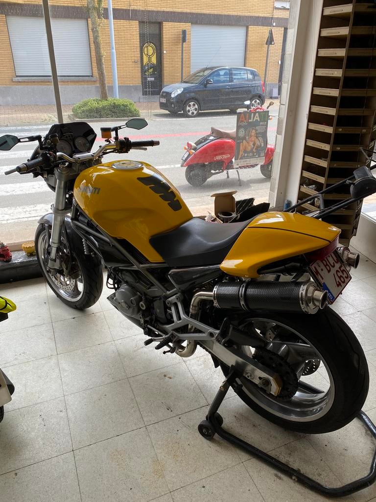 DUCATI 900 ie, 2 cilinders, Sportuitlaat, 900 cc, Particulier