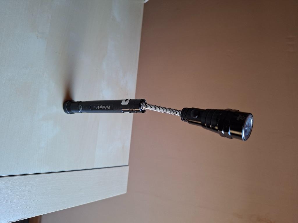 LAMPE DE POCHE LED FLEXIBLE, Enlèvement
