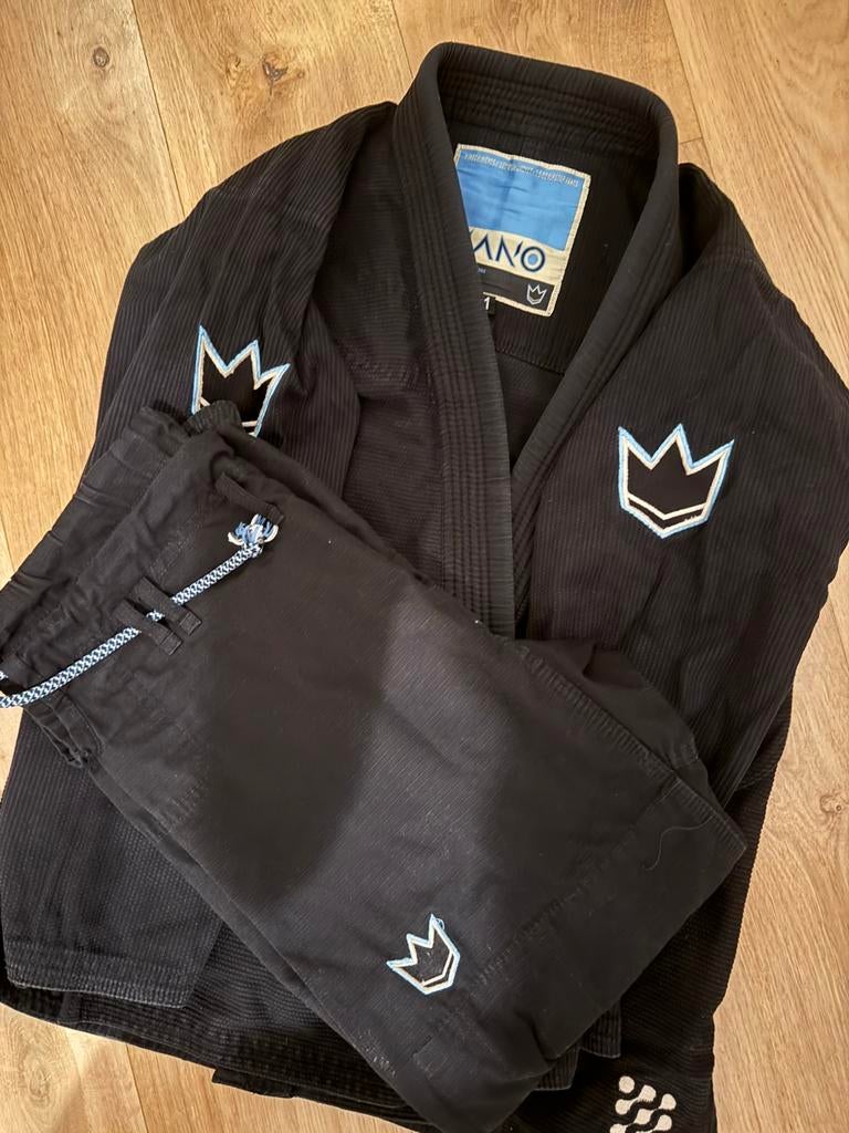 Kingz Kimono BJJ taille A1 tres bonne qualité, Enlèvement ou Envoi, Comme neuf