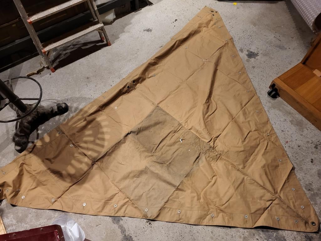 toile tente triangulaire modèle 1951, France post 2WW, Verzenden