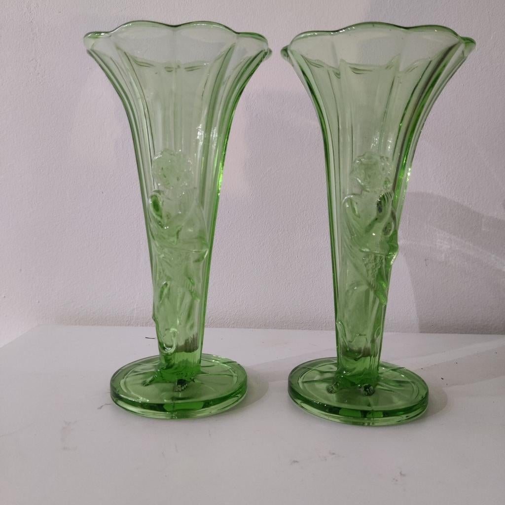 2 art deco vazen in uranium glas, Enlèvement