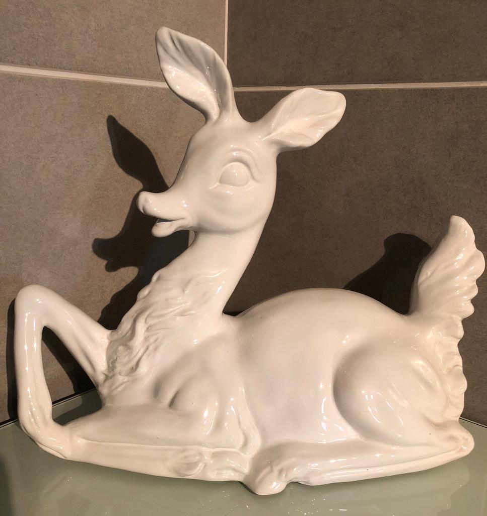 Prachtig vintage beeld Bambi. Kleur: Wit., Antiek en Kunst, Ophalen of Verzenden
