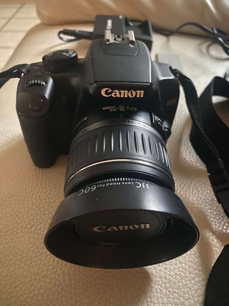 Canon 1000D weinig gebruikt, Audio, Tv en Foto, Fotocamera's Digitaal, Ophalen, Zo goed als nieuw, Canon