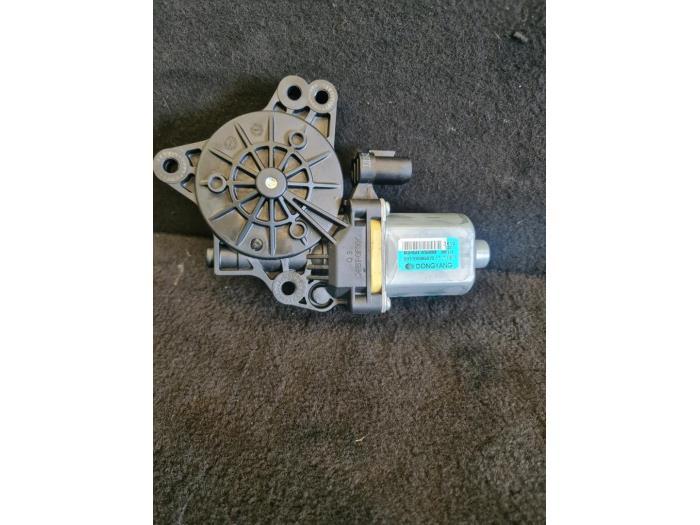 Moteur de vitre portière d'un Hyundai I30, Enlèvement ou Envoi, 3 mois de garantie, Utilisé, Hyundai
