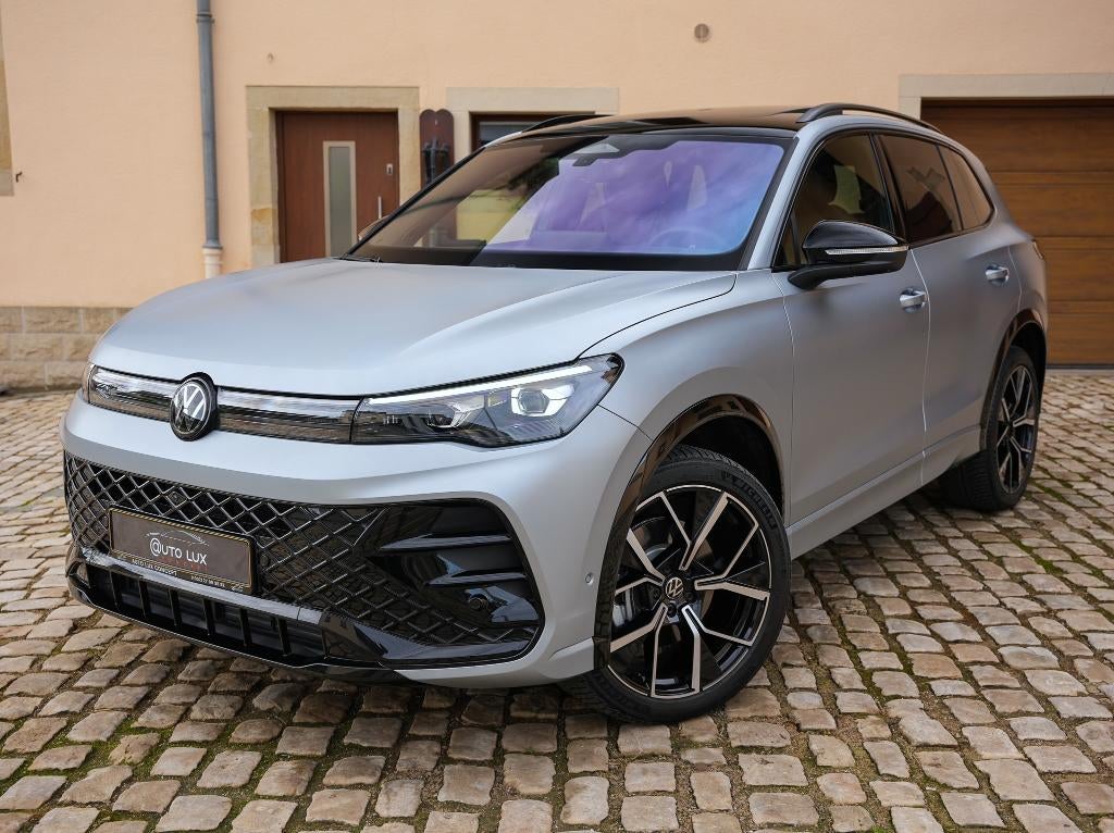 Volkswagen Tiguan R-Line 2.0 TDI 4MOTION/Pack Cuir/Caméra360, Autos, Volkswagen, Entreprise, Achat, Tiguan, Caméra 360°, 4x4, ABS