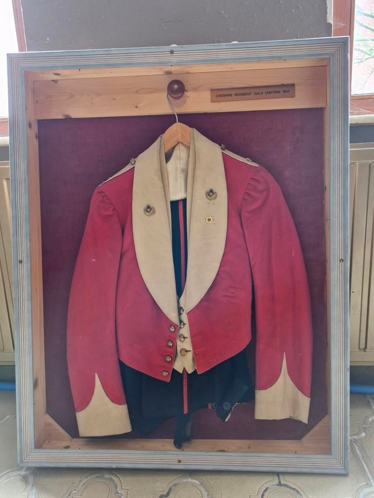 Gala-uniform van het Cheshire Regiment uit 1914., Verzamelen, Militaria | Algemeen, Ophalen
