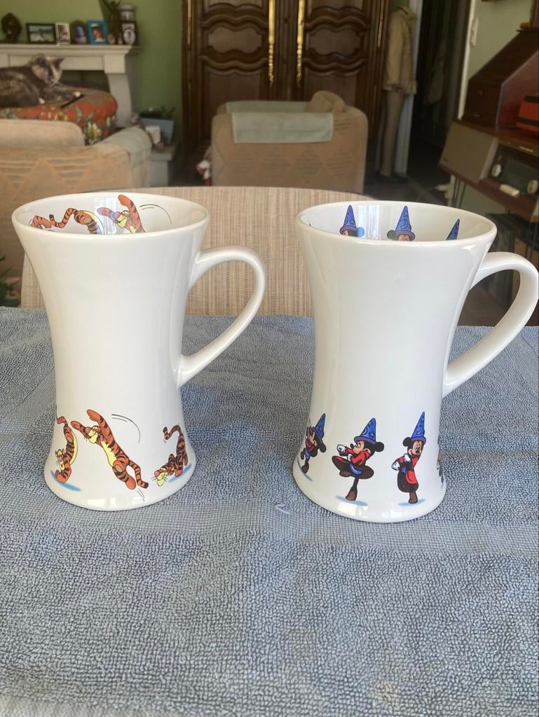 2 mugs hauts Didney store, Enlèvement ou Envoi