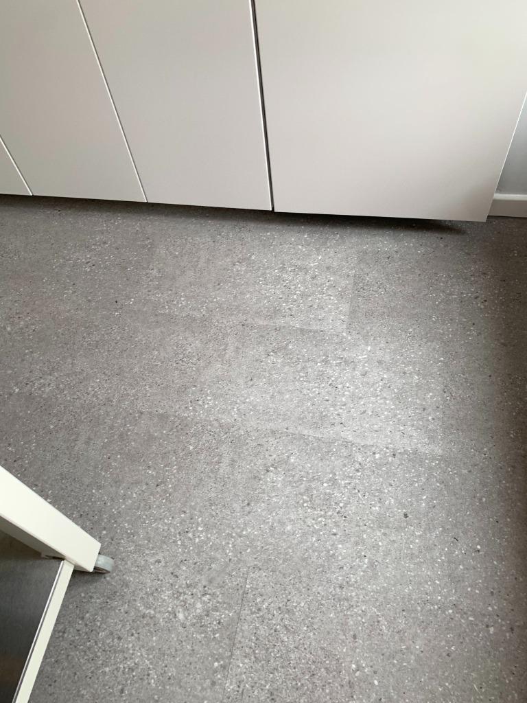 4,46 m2 NIEUWE Vloertegels click op bestaande tegels, Ophalen, Nieuw, Minder dan 5 m², 20 tot 40 cm