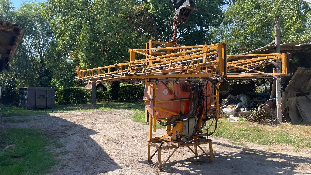 Veldspuit, Zakelijke goederen, Landbouw | Werktuigen, Ophalen