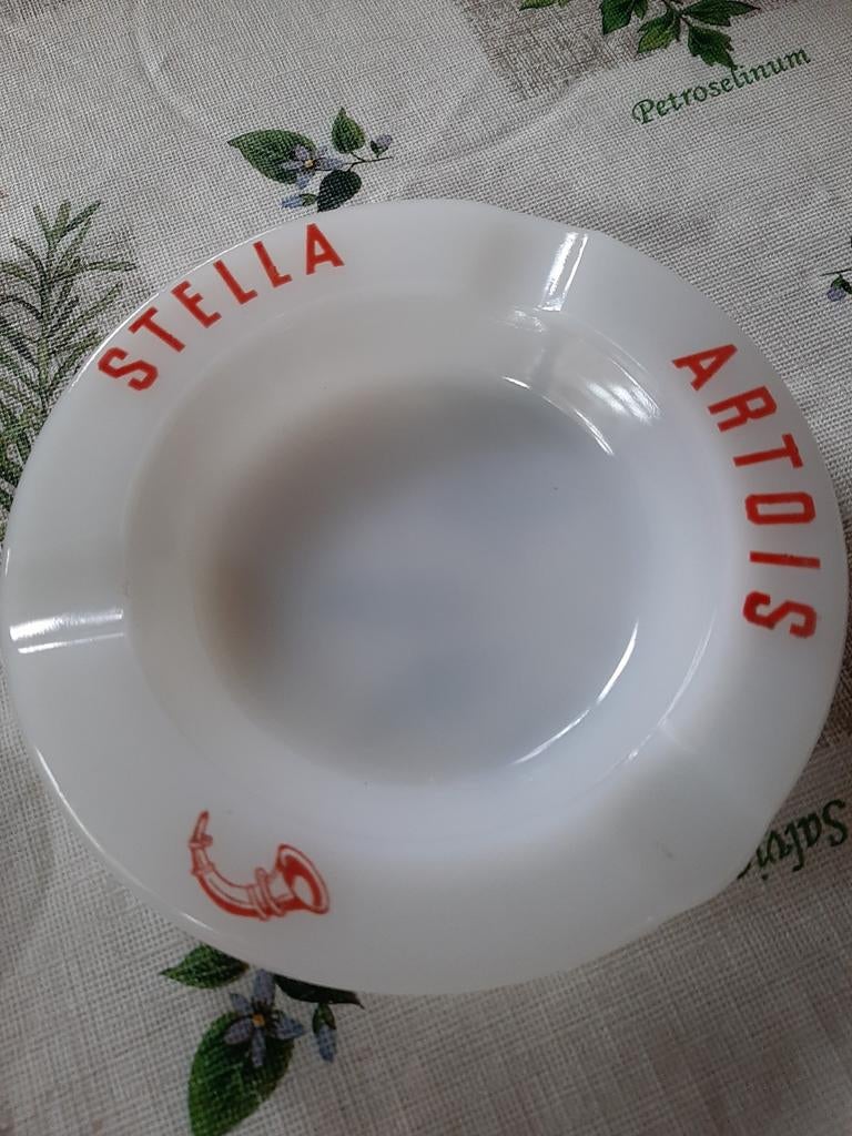 Stella Artois asbak, 1 x met afbeelding hoorn, 1 x met ster, Ophalen of Verzenden